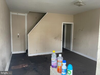 1639 Mckean Ave, Baltimore, MD 21217 - photo 2