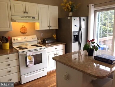 1125 Splashing Brook Dr, Abingdon, MD 21009 - photo 4