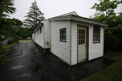 21 Mcduffee St, Rochester, NH 03867 - photo 5