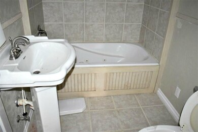 1206 W Ash Ave, Duncan, OK 73533 - photo 7