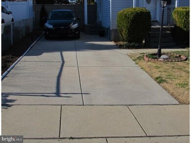 1801 Orchard Ave, Folsom, PA 19033 - photo 3