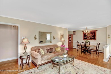 06-Living Room