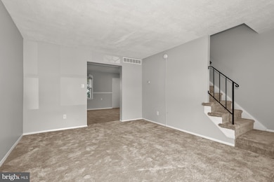 14 Mitnick Ct, Nottingham, MD 21236 - photo 3