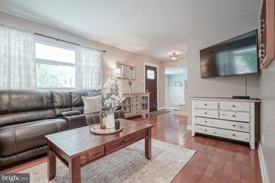 2202 Oakwood Ln, Atco, NJ 08004 - photo 4