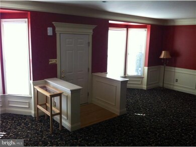 35 Wellington Rd, Newtown, PA 18940 - photo 2