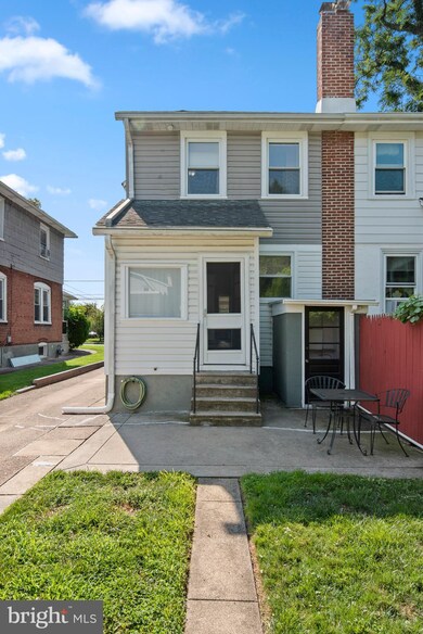 42 N Llanwellyn Ave, Glenolden, PA 19036 - photo 6