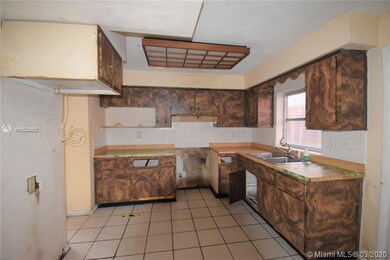 7828 Panama St, Miramar, FL 33023 - photo 3