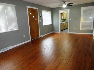 Nice 23 x 11' open floor plan for a living room/di