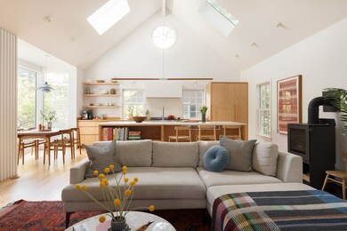 20 Brown St, Cambridge, MA 02138 - photo 4