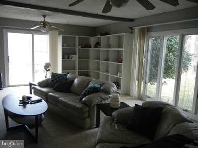 4107 Chelmont Ln, Bowie, MD 20715 - photo 4