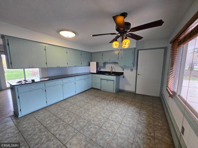 8504 Edison St NE, Minneapolis, MN 55449 - photo 6