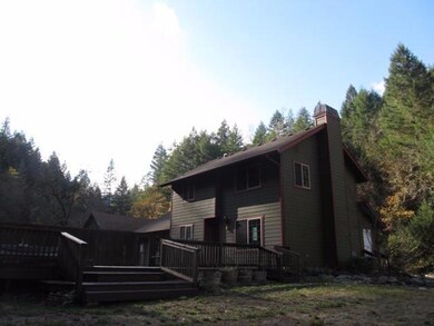 946 W Pickett Creek Rd, Grants Pass, OR 97527 - photo 2