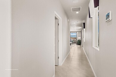10552 Tinaja Way SW, Albuquerque, NM 87121 - photo 4