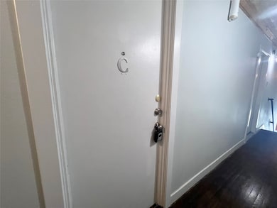 1121 N Bishop Ave unit C, Dallas, TX 75208 - photo 2