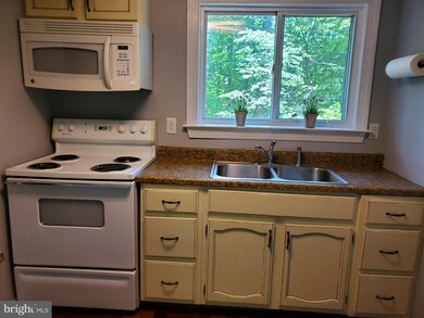 85 Cashew Ln, Gerrardstown, WV 25420 - photo 5