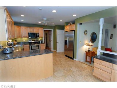 Kitchen - Newly Remodeled Kitchen w/Tile Floor + s