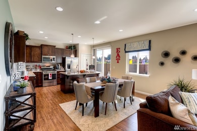 5116 52nd St W unit 1009, University Place, WA 98467 - photo 4