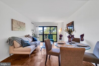 1001 26th St NW unit 607, Washington, DC 20037 - photo 2