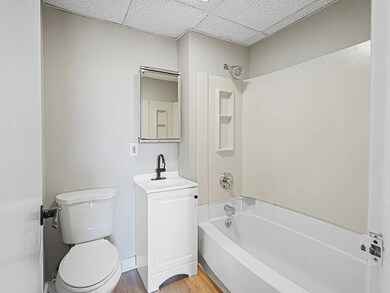 90 Appleton St unit 11, Lowell, MA 01852 - photo 4