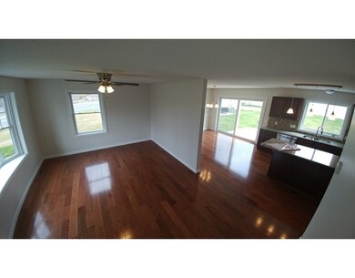 241 S Branch Pkwy, Springfield, MA 01118 - photo 6