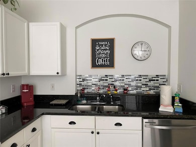 Kitchen V