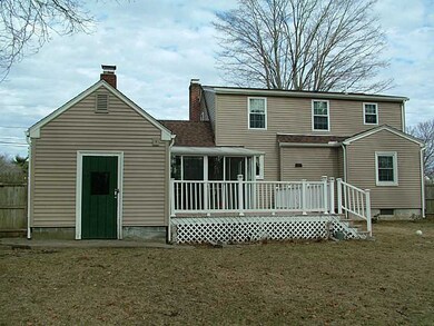 89 Kiwanee Rd, Warwick, RI 02888 - photo 4