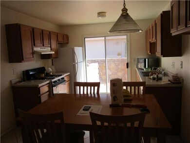 14240 Desert Fire Ct, Horizon City, TX 79928 - photo 3