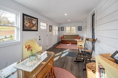 150 Washington Ave, Cobleskill, NY 12043 - photo 5