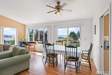 345 Seaview Ct, Camano Island, WA 98282 - photo 5