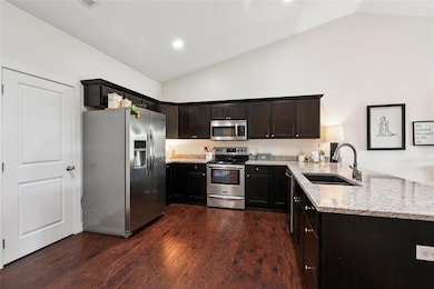 205 N 8th Ave, Sully, IA 50251 - photo 5