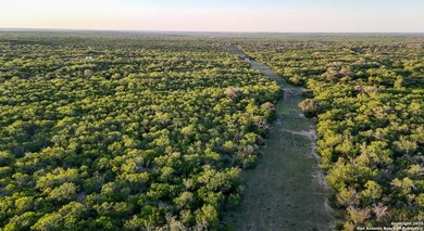 000 County Line Rd # 120, Beeville, TX 78102 - photo 7