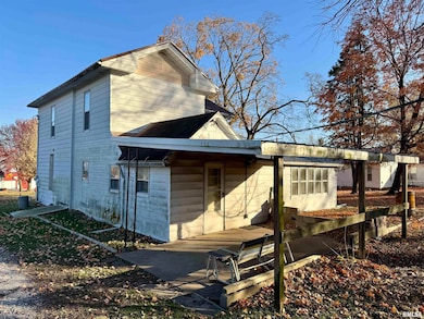 309 N Main St, Payson, IL 62360 - photo 3