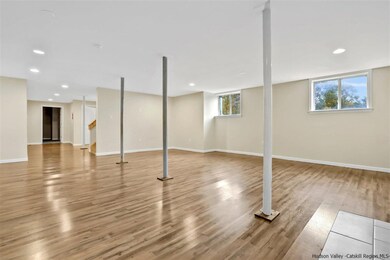 46 Evy Ln unit 1-2, Milton, NY 12547 - photo 7