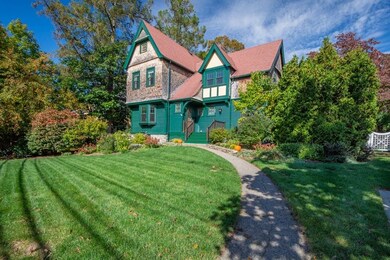 307 Lagrange St, West Roxbury, MA 02132 - photo 3