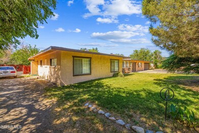 10333 E Avenue R 8, Littlerock, CA 93543 - photo 4