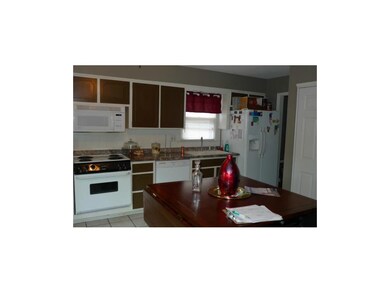 8807 Park St, Lenexa, KS 66215 - photo 4