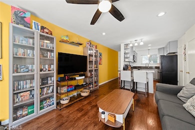 1260 E 4th St unit 6, Long Beach, CA 90802 - photo 6