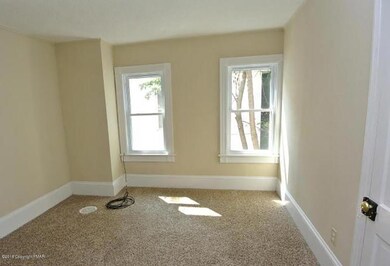 18 Fetherman St, Stroudsburg, PA 18360 - photo 7