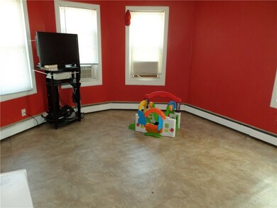 122 Cleveland St, Providence, RI 02909 - photo 5