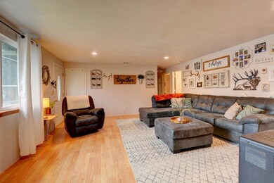 50 SW Eastern Ave, Grants Pass, OR 97526 - photo 7