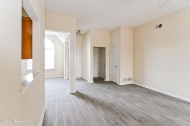 017-photo-living-room-13553136