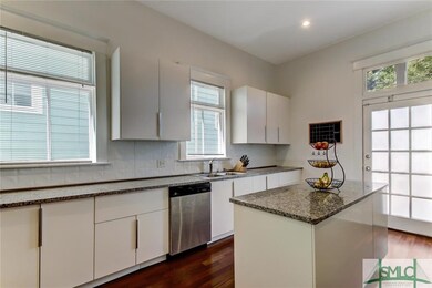 424 E 31st St, Savannah, GA 31401 - photo 6