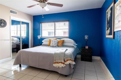 985 SW 10th St unit 3, Miami, FL 33130 - photo 4