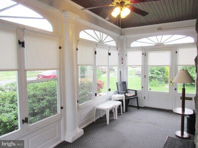 115 E Parkway Ave, Chester, PA 19013 - photo 5