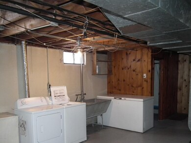 2022 Melita Ave NE, Grand Rapids, MI 49505 - photo 7