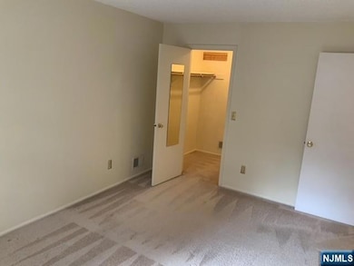 108 Raintree Ln, Mahwah, NJ 07430 - photo 6