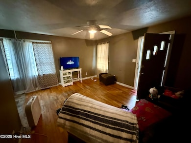 210 Calhoun Dr, Wilmington, NC 28412 - photo 2