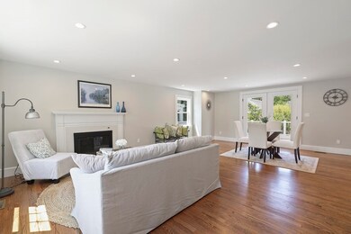 14 Keith St, West Roxbury, MA 02132 - photo 4