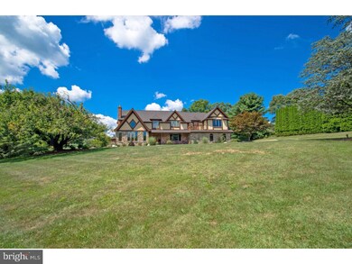 5810 Deer Dr, Zionsville, PA 18092 - photo 2