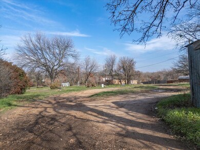 2166 County Road 3791, Paradise, TX 76073 - photo 4